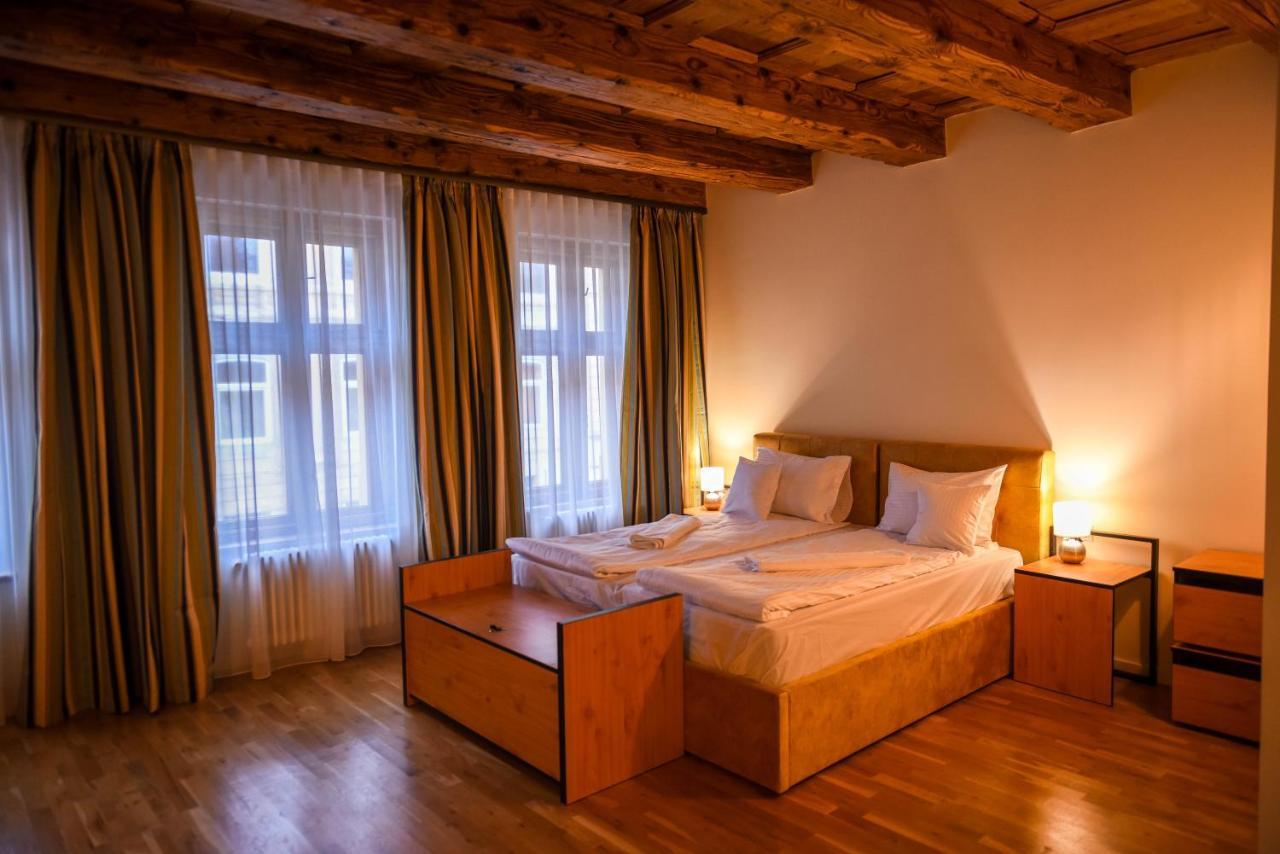 Schloss Apartments ブラショフ エクステリア 写真